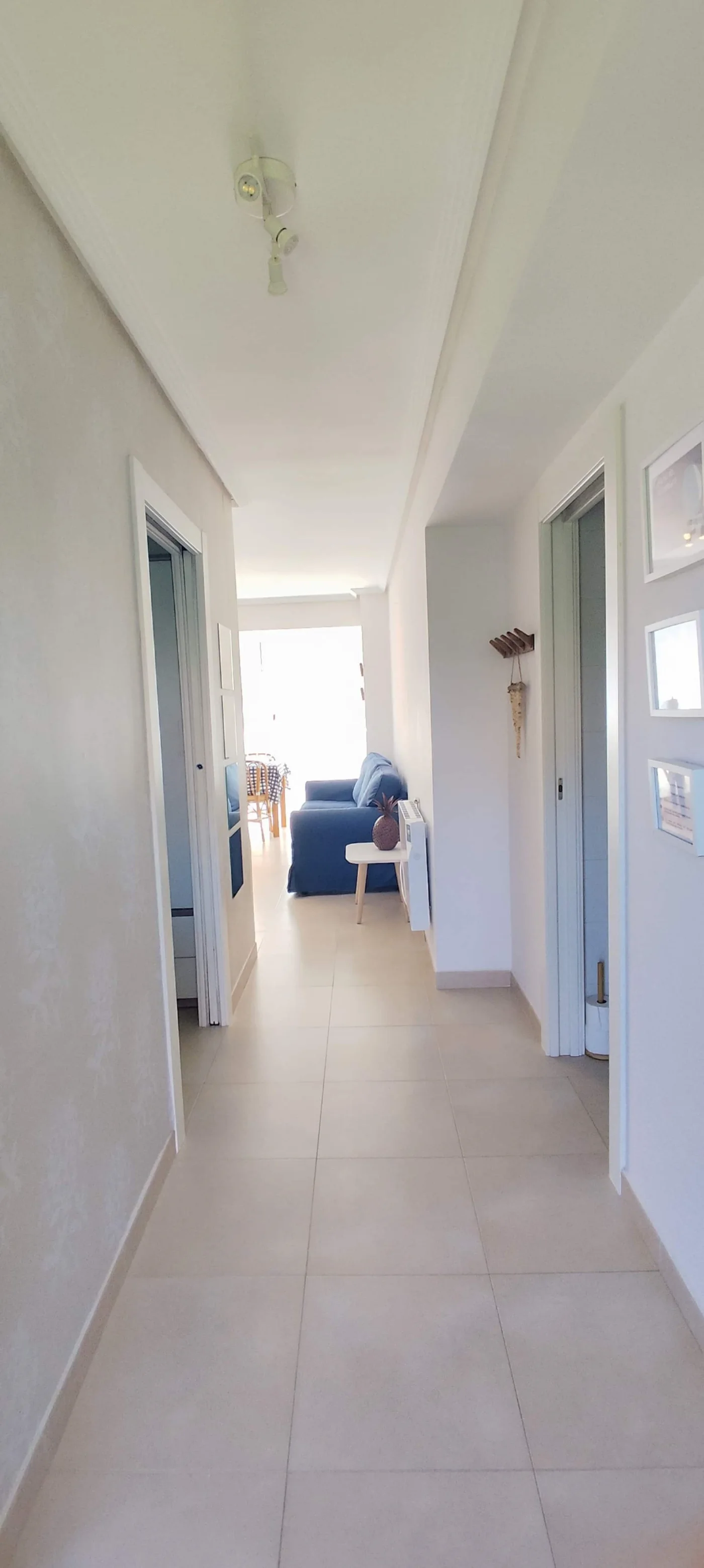 Pasillo de entrada al apartamento